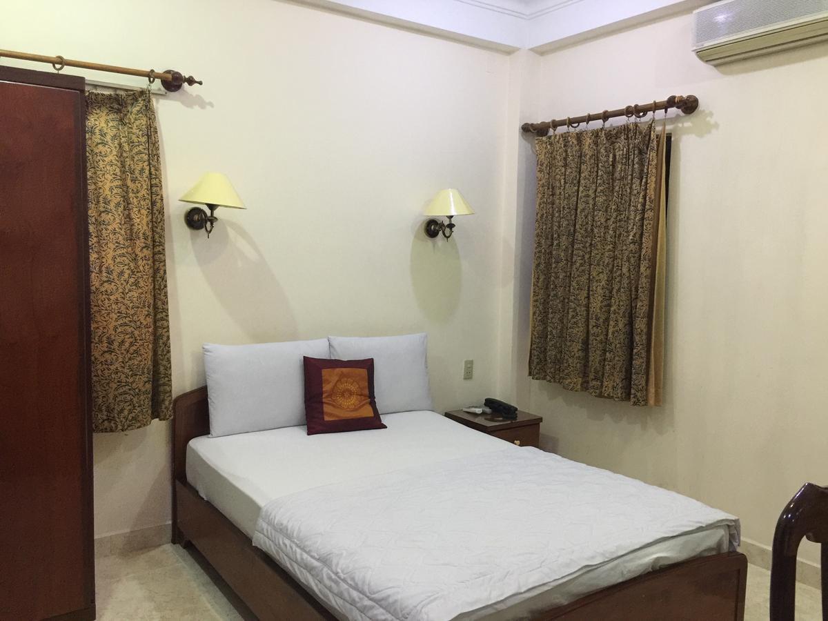 Duyen Sai Gon Hotel Ho Chi Minh City Bagian luar foto
